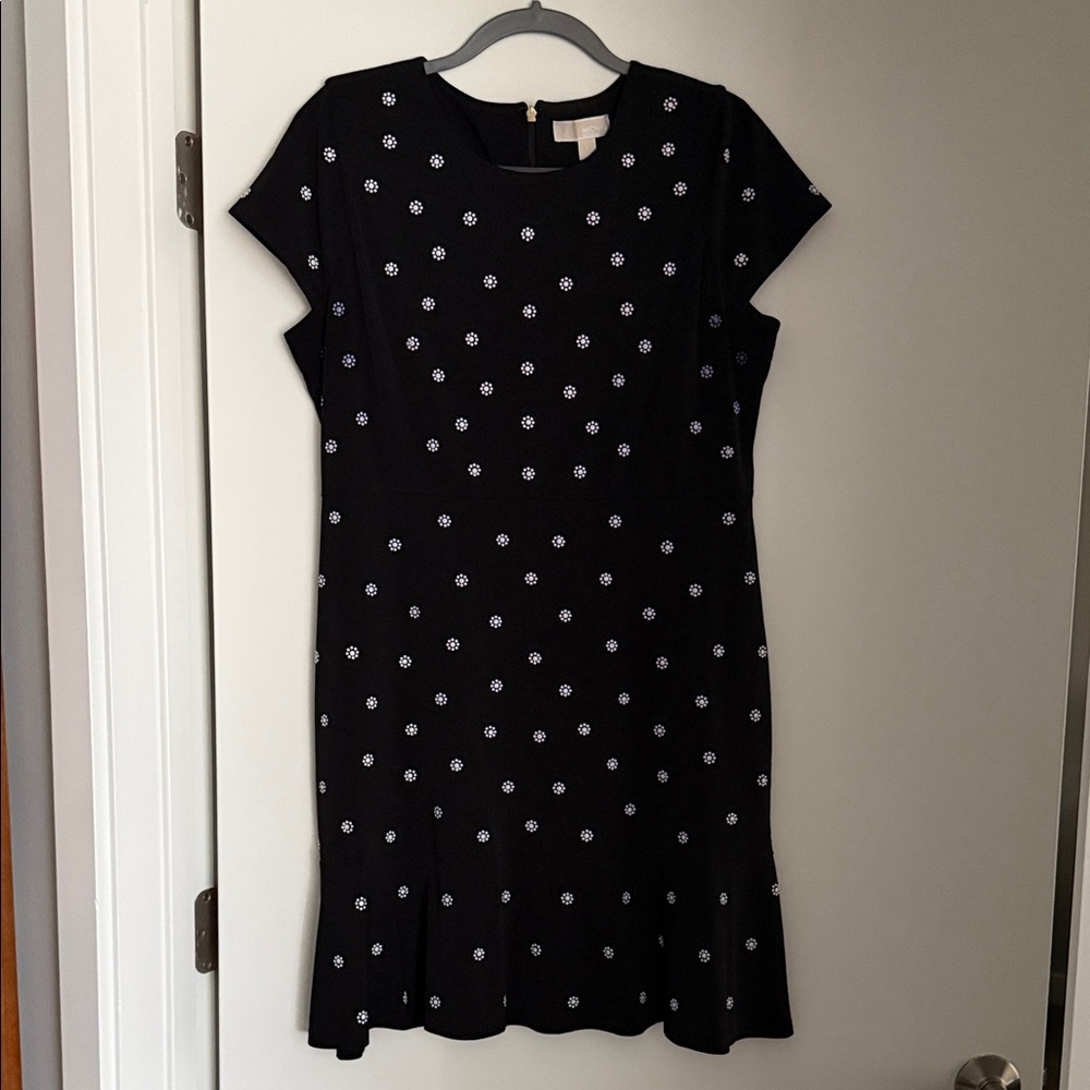 MICHAEL Michael Kors Black Floral Dot Cap-Sleeve Dress